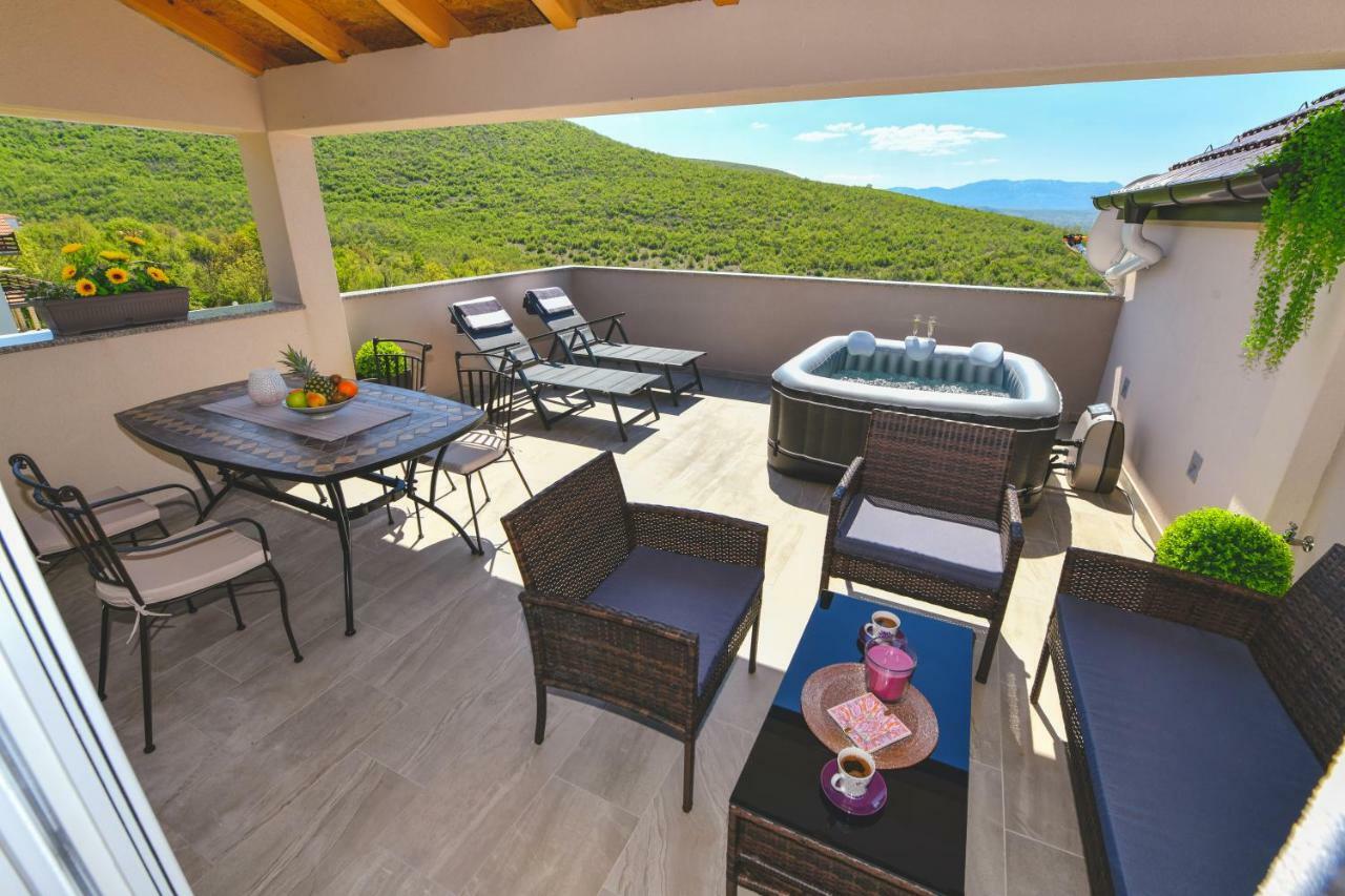 Cambi Lux Apartment Otok  Экстерьер фото